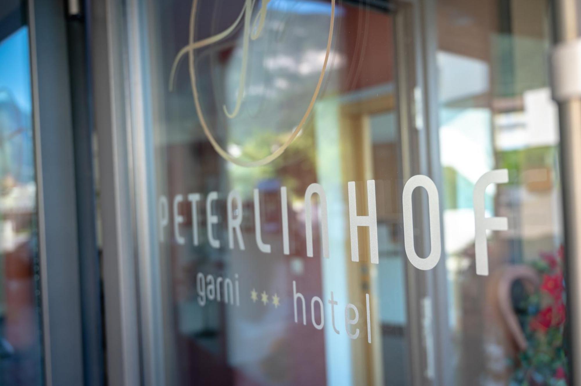 Garni Hotel Peterlinhof Калдаро Екстериор снимка