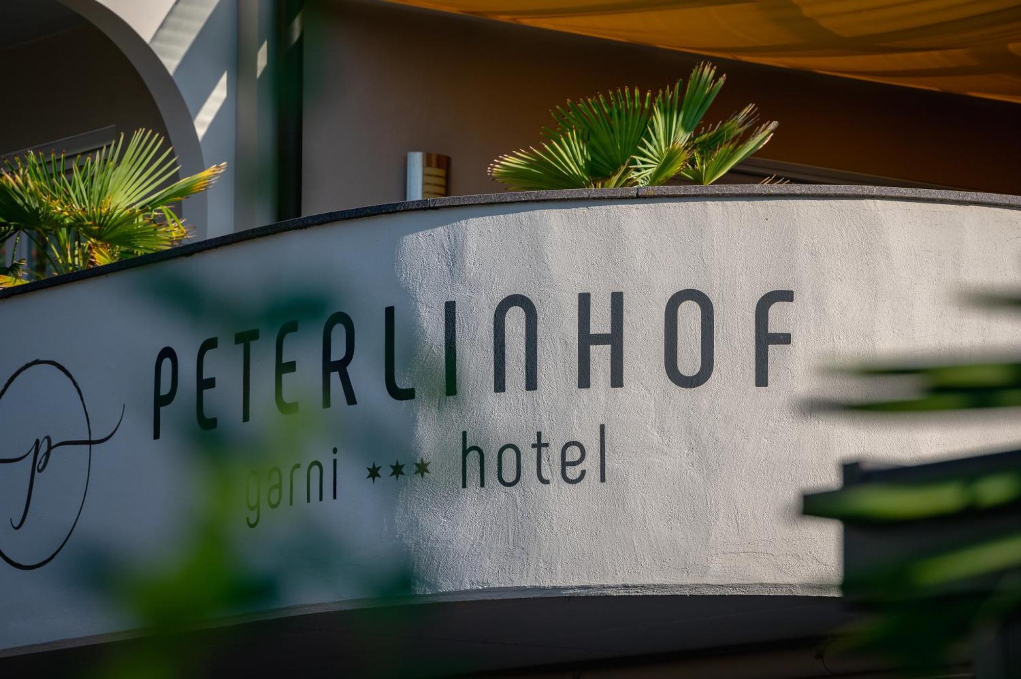 Garni Hotel Peterlinhof Калдаро Екстериор снимка